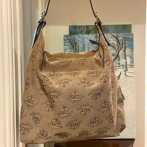 DOONEY and BOURKE MONOGRAM bag 14X13. 11” strap drop very clean